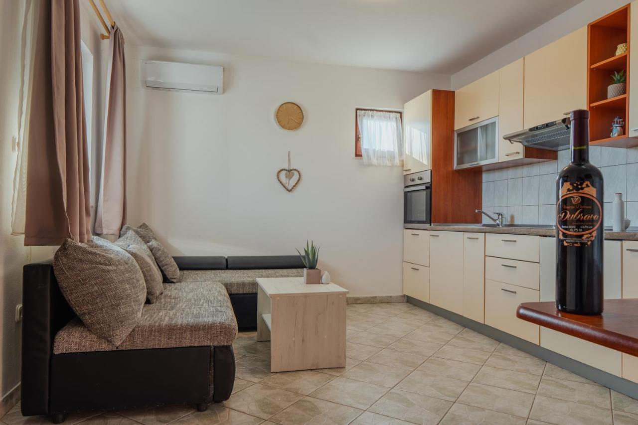 Apartmani Jaman 브르시 외부 사진