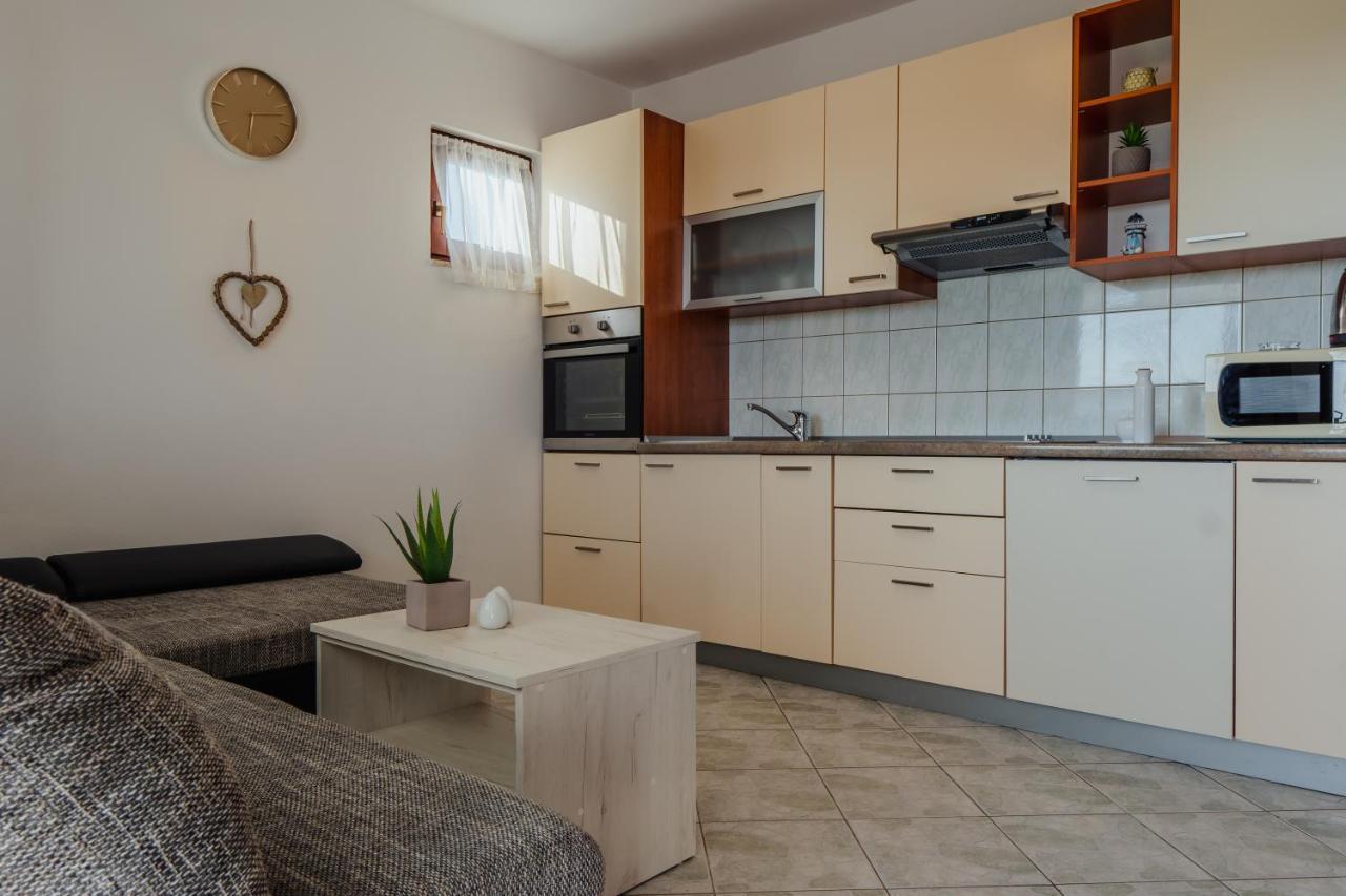 Apartmani Jaman 브르시 외부 사진