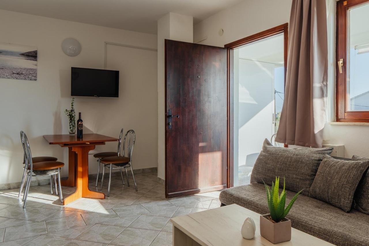 Apartmani Jaman 브르시 외부 사진