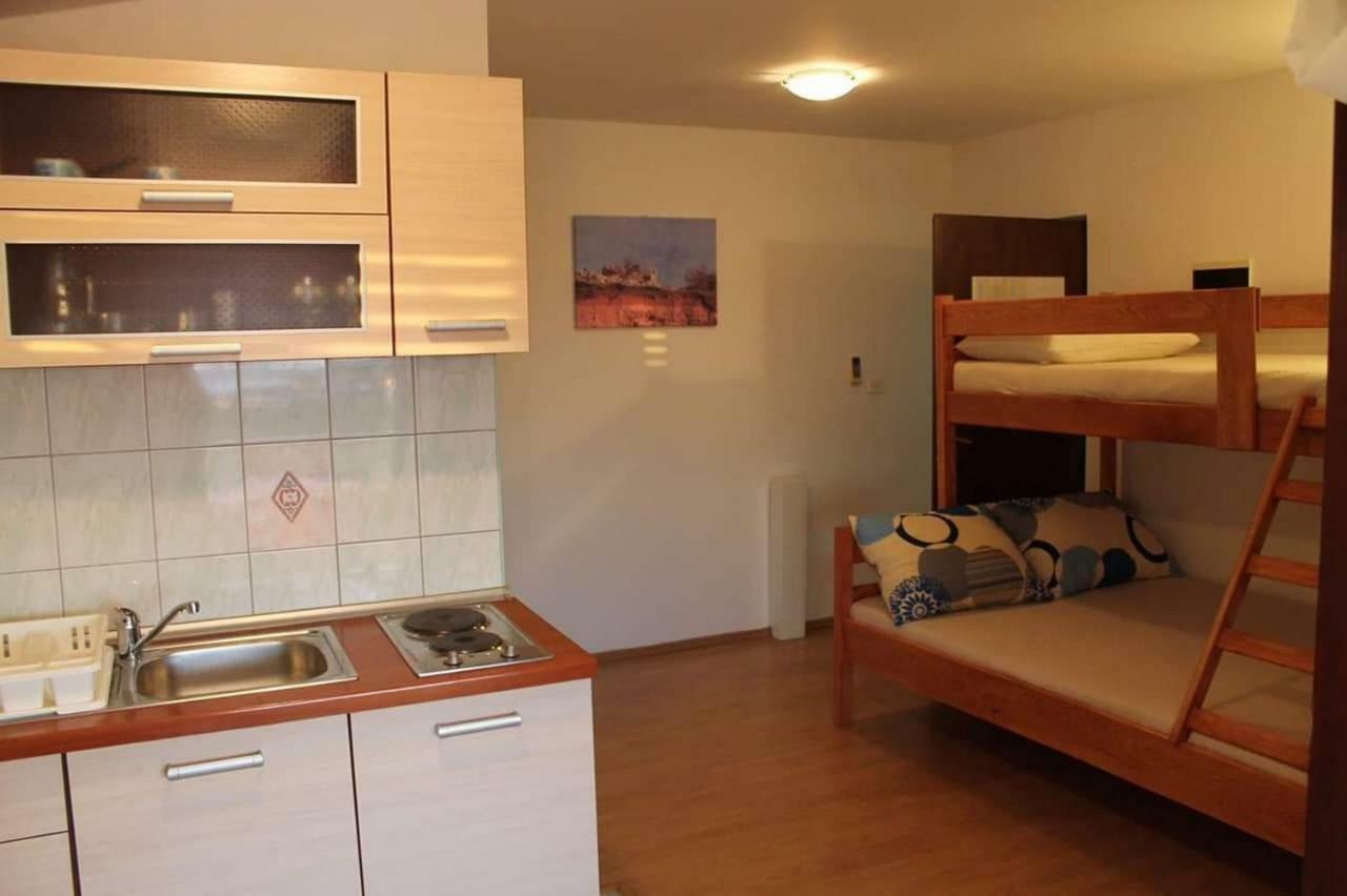 Apartmani Jaman 브르시 외부 사진