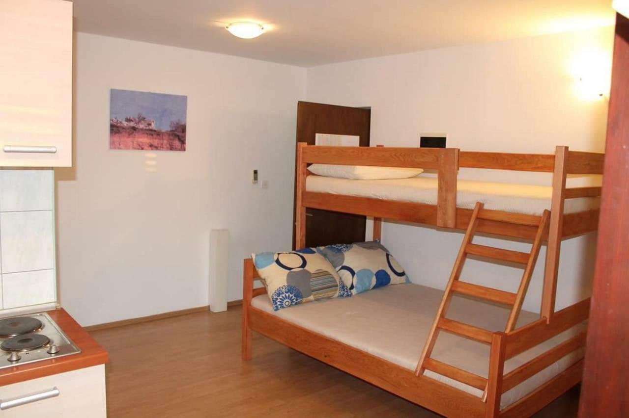 Apartmani Jaman 브르시 외부 사진